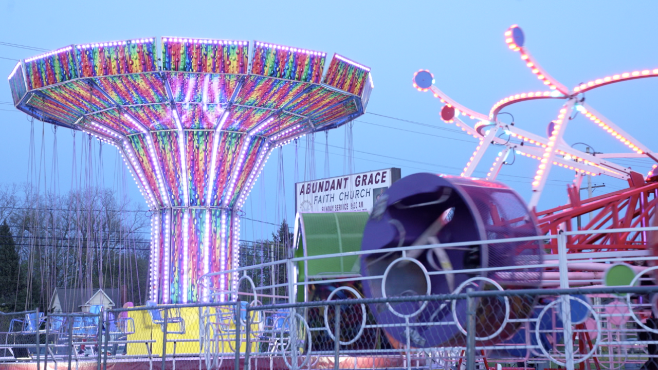 Mason amusement company brings carnival to Lansing for a second weekend